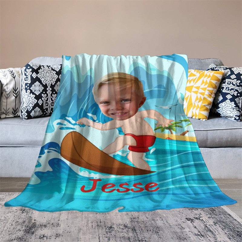 Aperturee - Custom Photo Brave Surfing Man Hawaii Beach Blanket