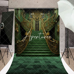 Aperturee - Gradient Green Step Architecture Hall Sweep Backdrop