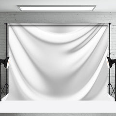 Aperturee - Luxury White Drape Glossy Silk Photo Booth Backdrop