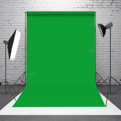 Aperturee - Pure Green Solid Color Portrait Photo Booth Backdrop