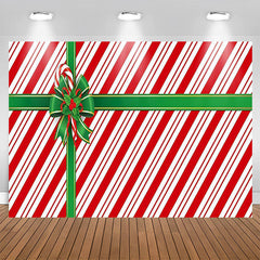 Aperturee - Red White Diagonal Stripe Gift Christmas Backdrop