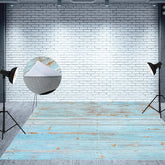 Aperturee - Retro Faded Blue Horizontal Stripe Wood Floor Mat