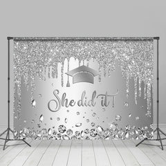 Aperturee - She Did It Silver Diamond Simple Graduation Backdrop