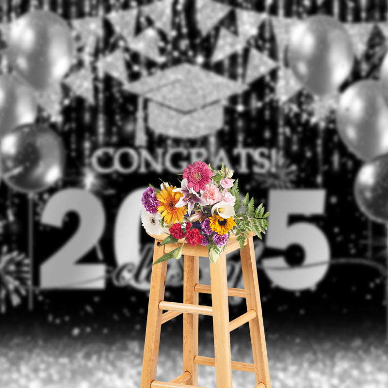 Aperturee - Silver Balloon Flag Congrats 2025 Photo Backdrop