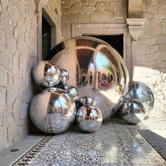 Aperturee - Silver Mirror Inflatable Ball Shiny Party Balloon