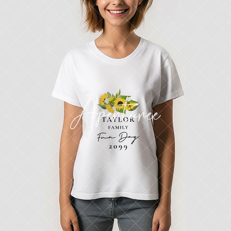 Aperturee - Sunflower Family Reunion Custom Name T-Shirt