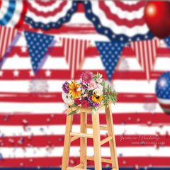Aperturee - USA Balloon Red White Stripes Independence Day Backdrop