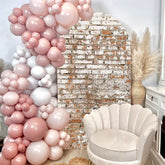 Aperturee - Vintage Brick Wall Party Semicircle Arch Backdrop