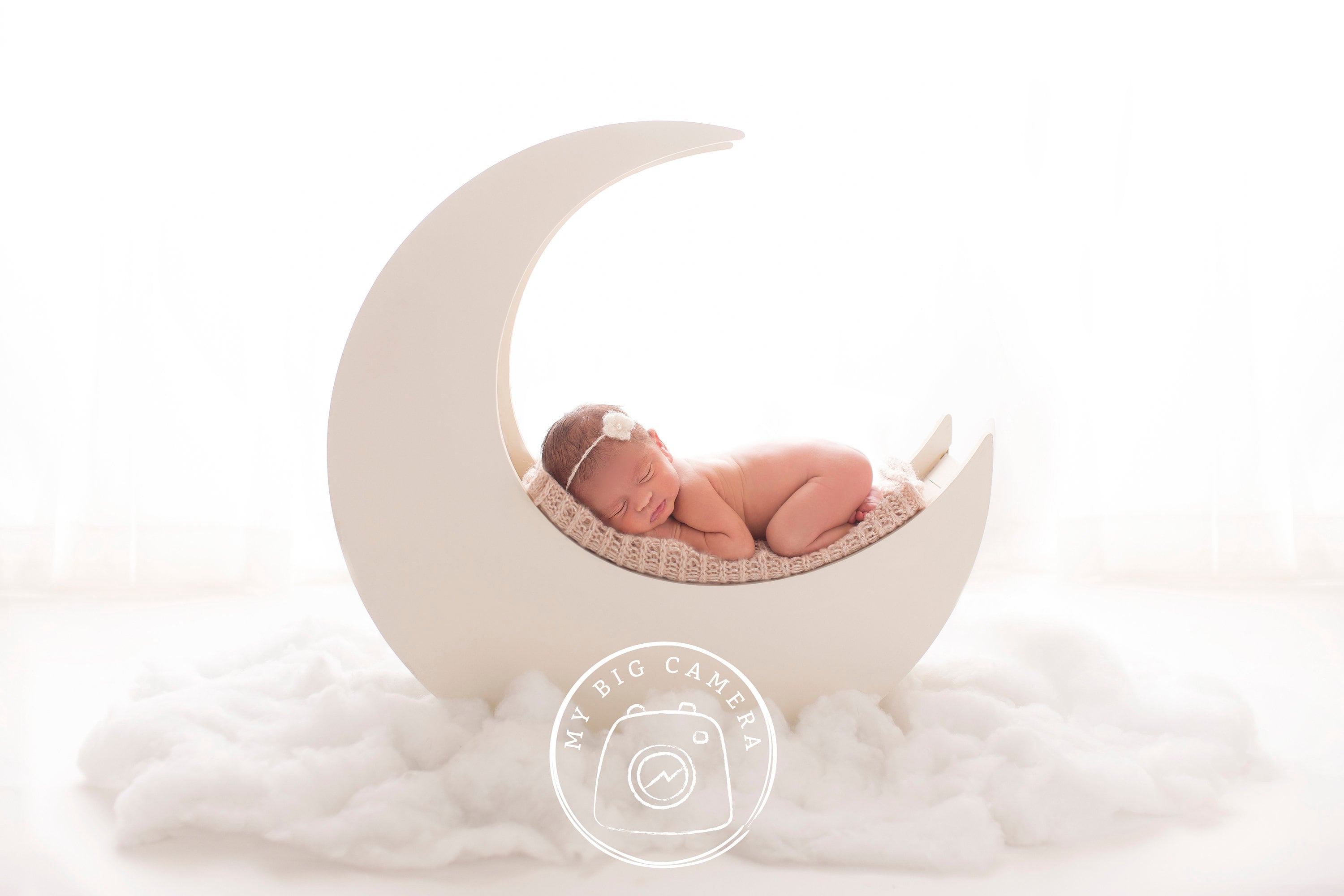 Aperturee - Dreamy Moon Backlit White Cloud Newborn Backdrop For Portrait