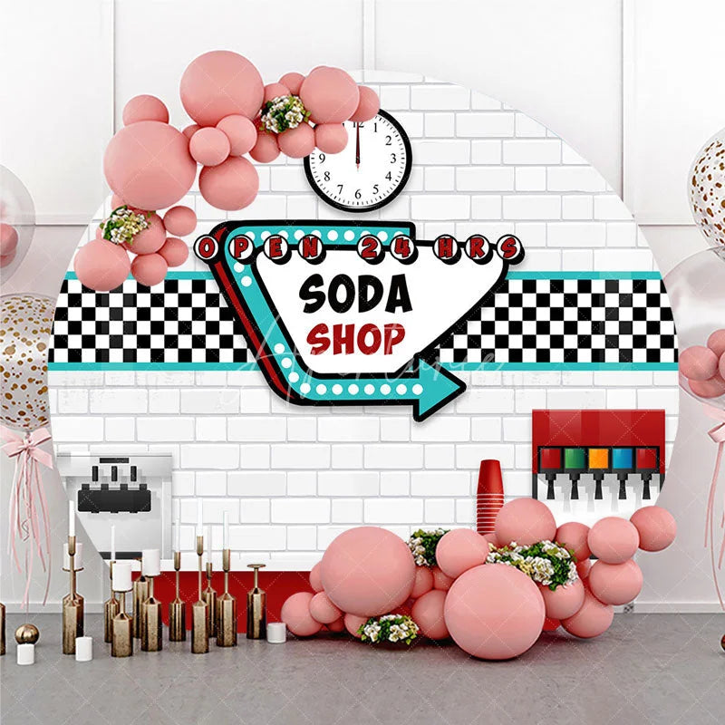 Aperturee - Aperturee 50s Diner Soda Shop Round Backdrop Retro Restaurant White Brick and Checkered Party Background