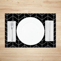 Aperturee - Aperturee Abstract Black and White Lines Pattern Set of 4 Placemats Modern Minimalist Design for Contemporary Dining