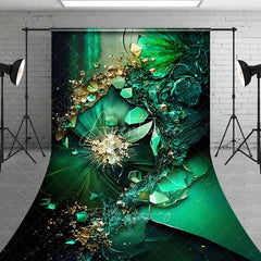 Aperturee - Aperturee Abstract Green Fluid Art and 3D Geometric Backdrop Luxury Gold Flakes Nature Photography Background