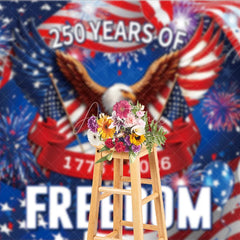 Aperturee - Aperturee American Flag Holiday Backdrop with Bald Eagle Fireworks and Red White Blue Balloons for Freedom Celebration