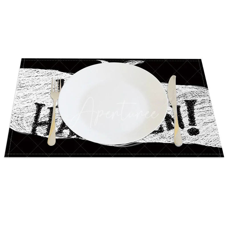 Aperturee - Aperturee Black and White Bat Halloween Set of 4 Placemats for Modern Gothic and Spooky Party Decorations