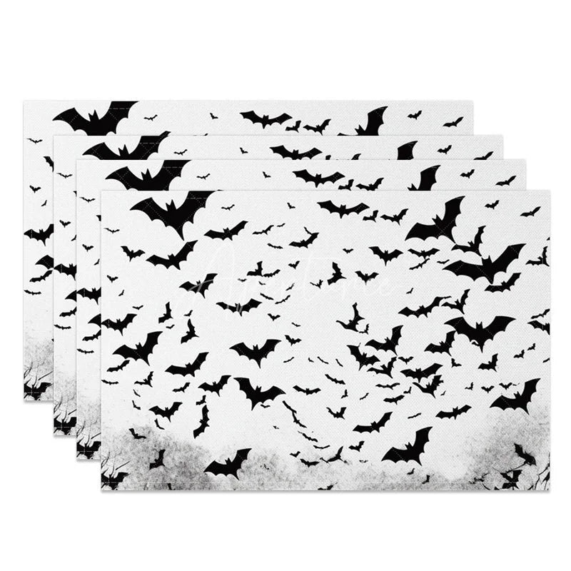 Aperturee - Aperturee Black and White Bat Halloween Style Set of 4 Placemats for Modern and Gothic Spooky Decorations