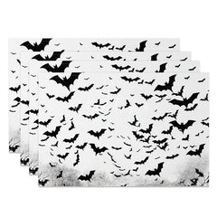 Aperturee - Aperturee Black and White Bat Halloween Style Set of 4 Placemats for Modern and Gothic Spooky Decorations
