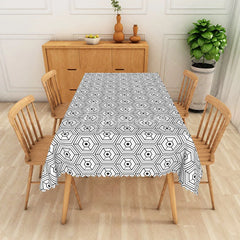 Aperturee - Aperturee Black and White Honeycomb Geometric Rectangle Tablecloth for Modern and Bee Themed Party Decorations