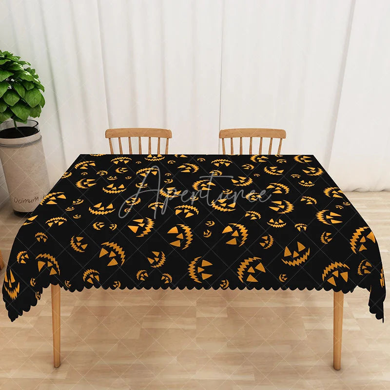 Aperturee - Aperturee Black Halloween Rectangle Tablecloth with Spooky Jack O’ Lantern Face for Holiday Party and Dining Decor