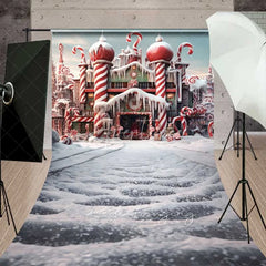 Aperturee - Aperturee Candy Castle Fantasy Sweep Backdrop Peppermint Towers Snowy Path Gingerbread Palace Photo Background