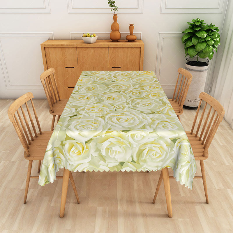 Aperturee - Aperturee Cheerful Yellow Floral Rectangle Tablecloth with Blooming Flowers for Spring and Summer Garden Parties