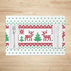 Aperturee - Aperturee Christmas Elk Tree Pixel Pattern Set Of 4 Placemats