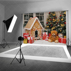Aperturee - Aperturee Christmas Gingerbread House Photography Backdrop Teddy Bear and Trees Holiday Candyland Mini Session Background