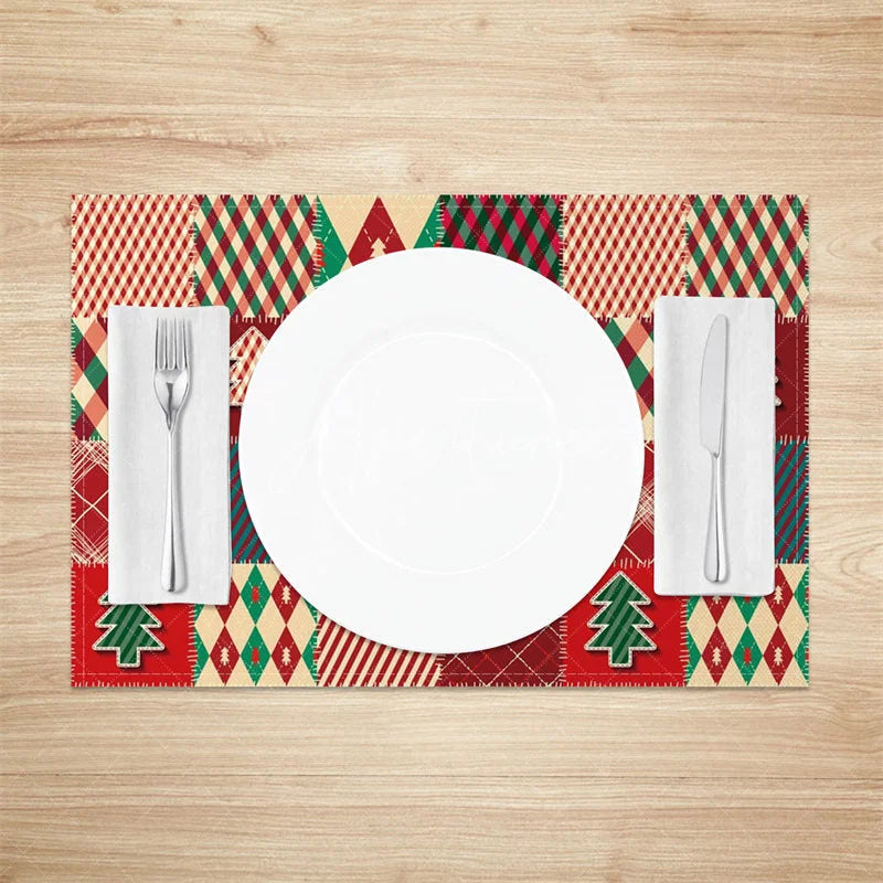 Aperturee - Aperturee Christmas Patchwork Set of 4 Placemats Red Green Quilt Pattern Rustic Farmhouse Holiday Table Mats