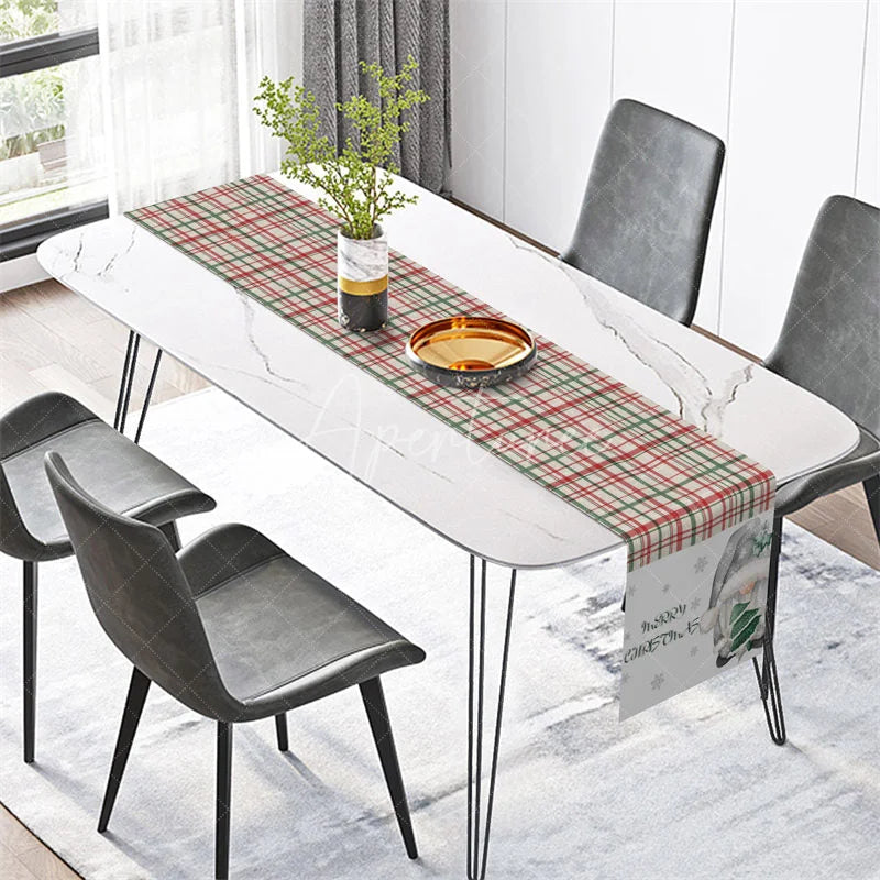 Aperturee - Aperturee Christmas Plaid Table Runner Red Green Tartan with Snowman Merry Christmas Holiday Table Decor