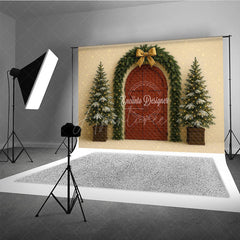 Aperturee - Aperturee Christmas Red Barn Door Photography Backdrop Rustic Garland Arch with Trees Farmhouse Holiday Photo Background