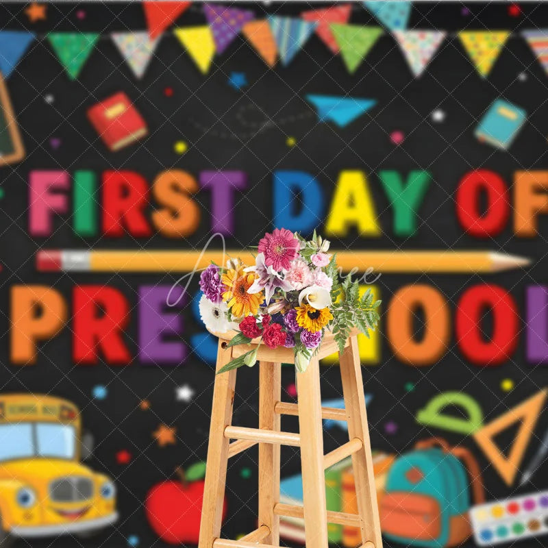 Aperturee - Aperturee Colorful First Day of Preschool Holiday Backdrop with School Bus and Books Welcome to Class Celebration