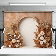 Aperturee - Aperturee Earthy Toned Arched Photography Backdrop with Dried Pampas Grass Wheat and Cream Floral Decor Baby Shower
