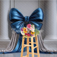 Aperturee - Aperturee Elegant Blue Satin Bow and Pearl Photography Backdrop Classical Columns and Golden Chandeliers for Luxury Events
