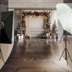Aperturee - Aperturee Elegant Christmas Garland Arch Sweep Backdrop White Wall with Parquet Floor Holiday Mini Session Floor Drop