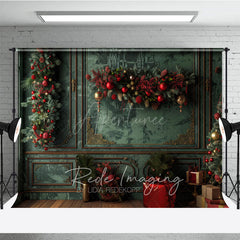 Aperturee - Aperturee Elegant Green and Gold Christmas Photography Backdrop Vintage Room with Garland Holiday Photo Background