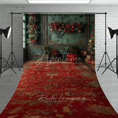 Aperturee - Aperturee Elegant Green and Red Christmas Sweep Backdrop Vintage Room with Garland Holiday Photo Studio Floor Drop