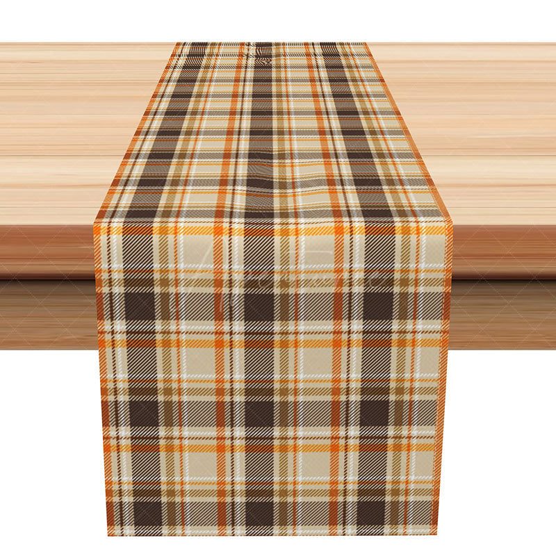 Aperturee - Aperturee Elegant Retro Plaid Table Runner Classic Old Style Check for Formal and Traditional Dining Decor