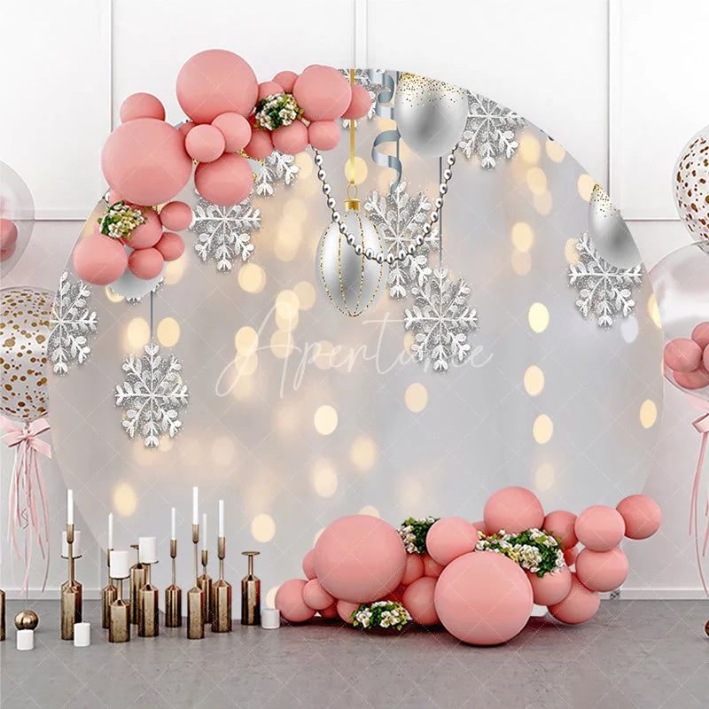 Aperturee - Aperturee Elegant Silver Gold Glitter Snowflake and Ornament Round Backdrop Festive Christmas Winter Holiday Party Decor
