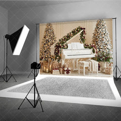 Aperturee - Aperturee Elegant White Grand Piano and Flocked Christmas Trees Holiday Backdrop Festive Gold Ornaments Musical Holiday Decor