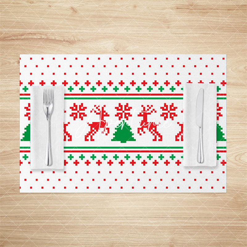 Aperturee - Aperturee Elk Tree Pixel Pattern Christmas Set Of 4 Placemats