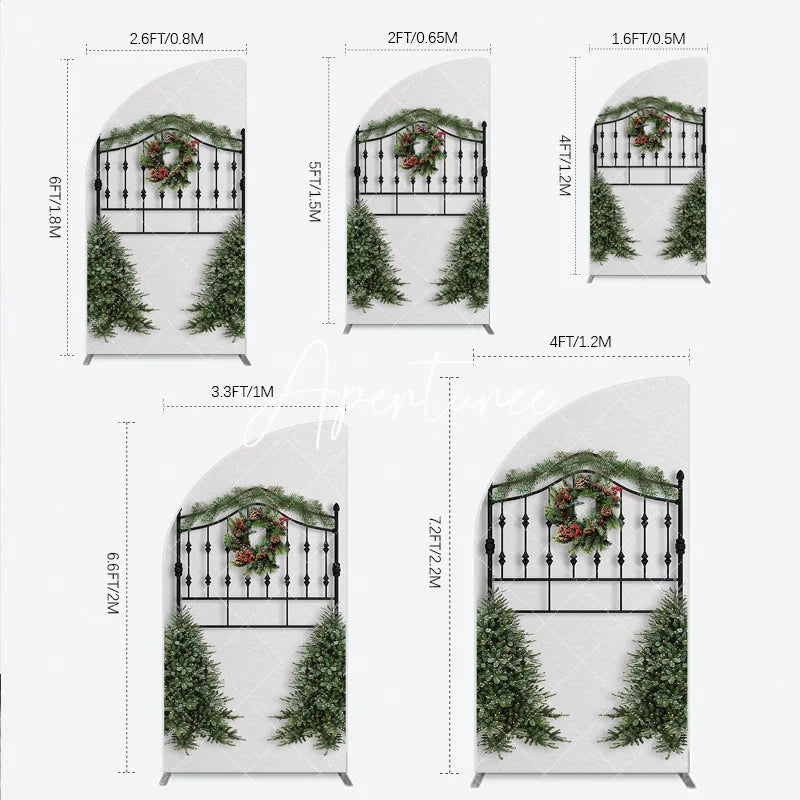 Aperturee - Aperturee Festive Black Metal Half Moon Arch Backdrop with Christmas Wreath Pine Garland and Red Berries Holiday Party Decor.