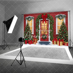 Aperturee - Aperturee Festive Red House Christmas Tree Garland Holiday Backdrop Snowy Gifts and Warm Lights Winter Party Decor