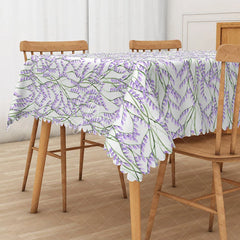 Aperturee - Aperturee Fresh Spring Tablecloth with Lavender Flowers in Purple for Elegant Garden Party and Kitchen Decor