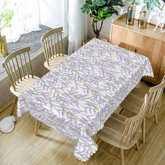 Aperturee - Aperturee Fresh Spring Tablecloth with Lavender Flowers in Purple for Elegant Garden Party and Kitchen Decor