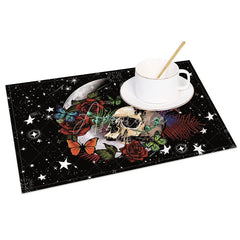 Aperturee - Aperturee Gothic Skull and Flower Set of 4 Placemats with Glitter Effect Stars for Spooky and Glam Decor