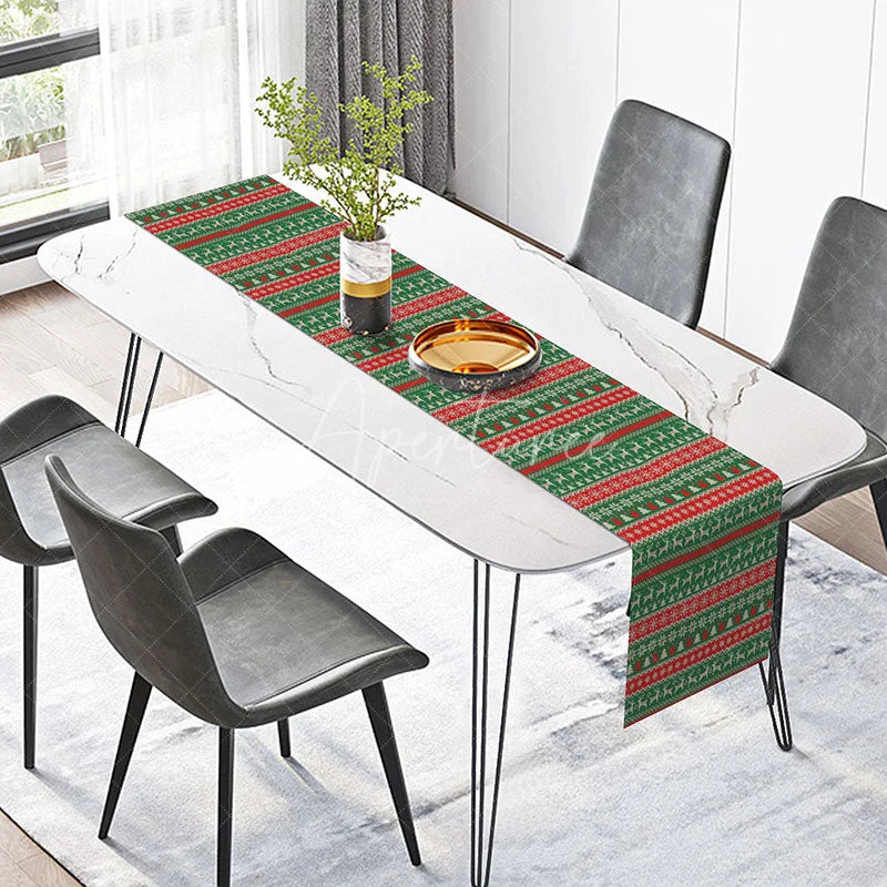 Aperturee - Aperturee Green Christmas Fair Isle Table Runner ’Ugly Sweater’ with Reindeer Red Holiday Dining Decor