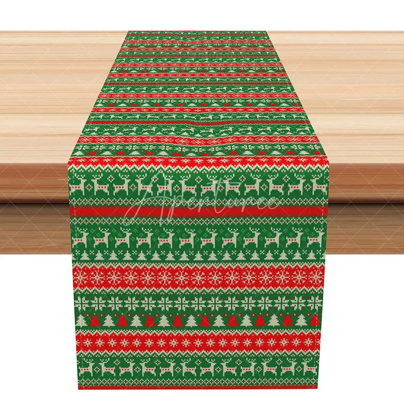 Aperturee - Aperturee Green Christmas Fair Isle Table Runner ’Ugly Sweater’ with Reindeer Red Holiday Dining Decor