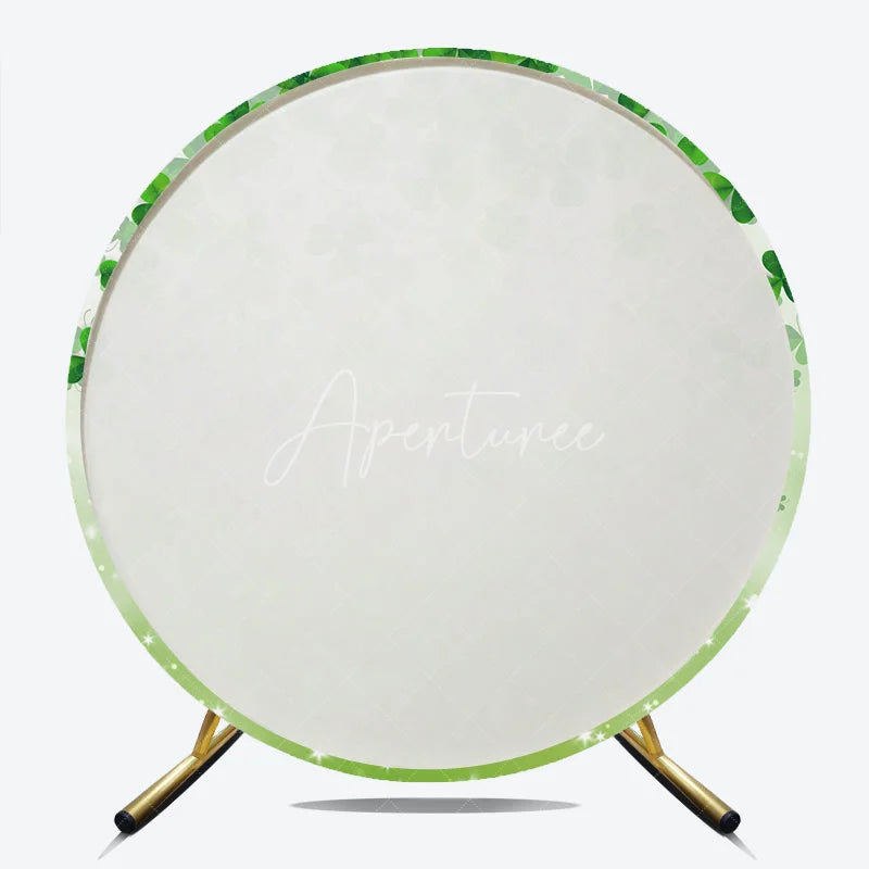 Aperturee - Aperturee Green Shamrock and Clover Round Backdrop with Sparkling Stars Festive St. Patrick’s Day Party Decor