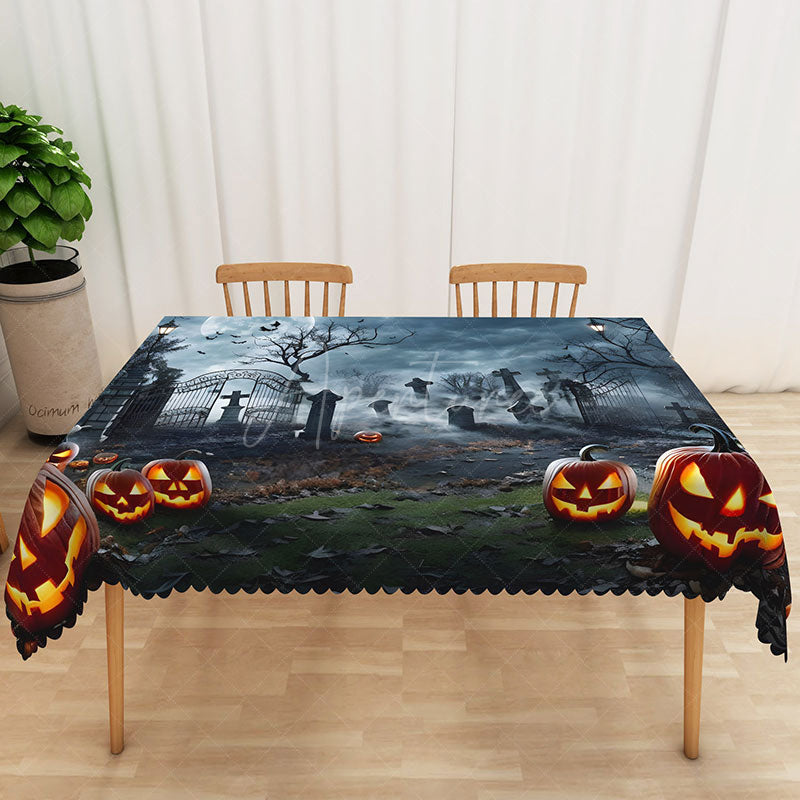 Aperturee - Aperturee Halloween Graveyard Rectangle Tablecloth with Jack O’ Lanterns for Spooky Cemetery and Haunted Party Decor