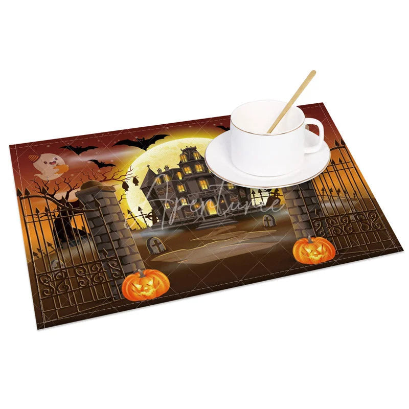 Aperturee - Aperturee Halloween Set of 4 Placemats with Bat Ghost Castle and Jack-O’-Lantern for Spooky Party Decor