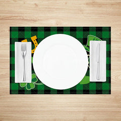 Aperturee - Aperturee Happy St. Patricks Day Set of 4 Placemats Leprechaun Hat and Shamrock Green Buffalo Plaid Table Mats